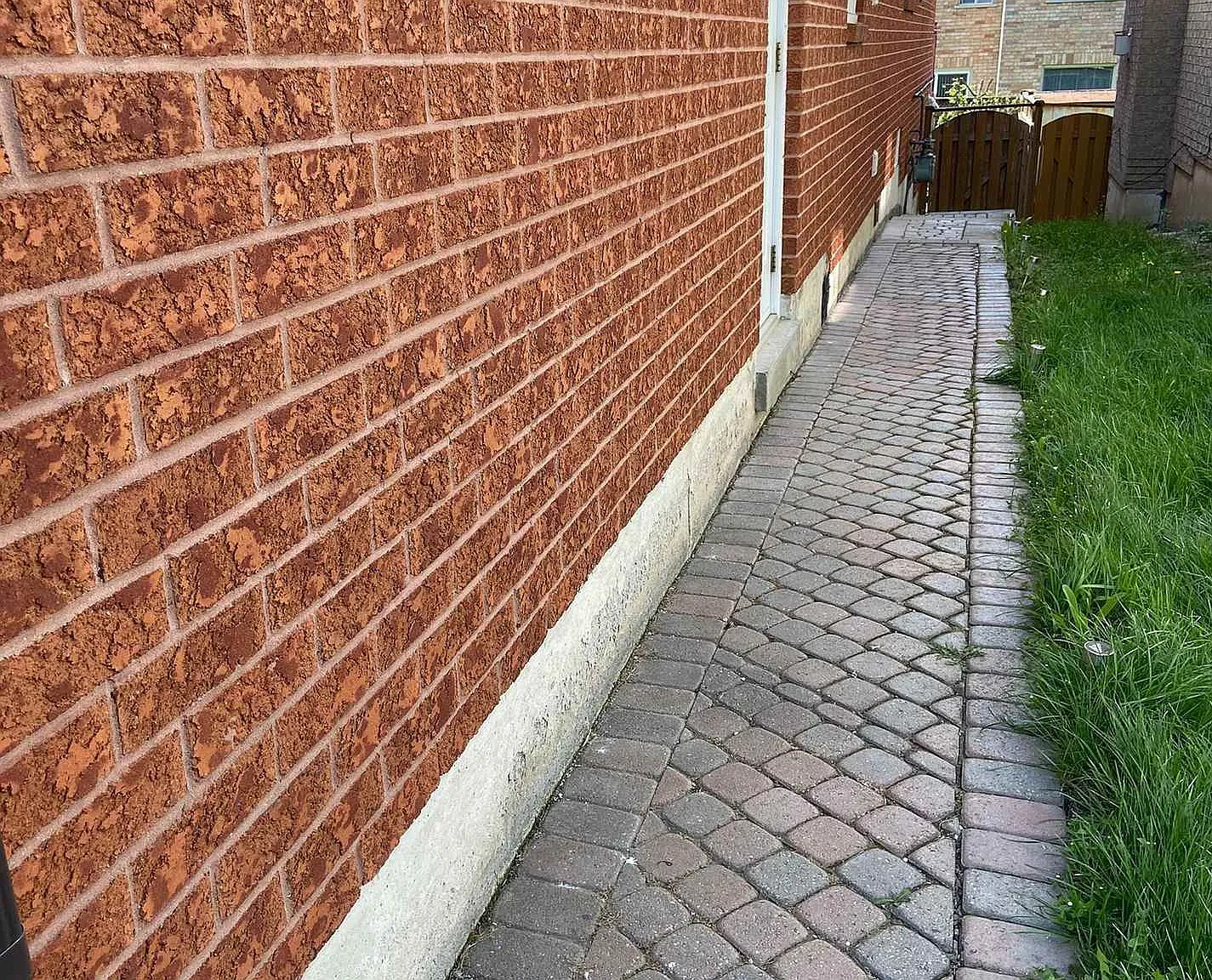 2 bed, $1,800 — Photo 2