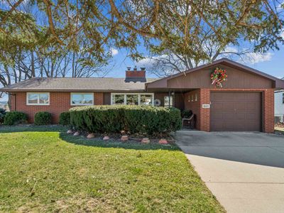 823 Kelly Ln, Dubuque, IA, 52003