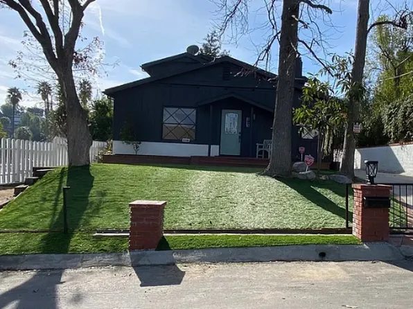 22386 Cass Ave, Woodland Hills, CA 91364