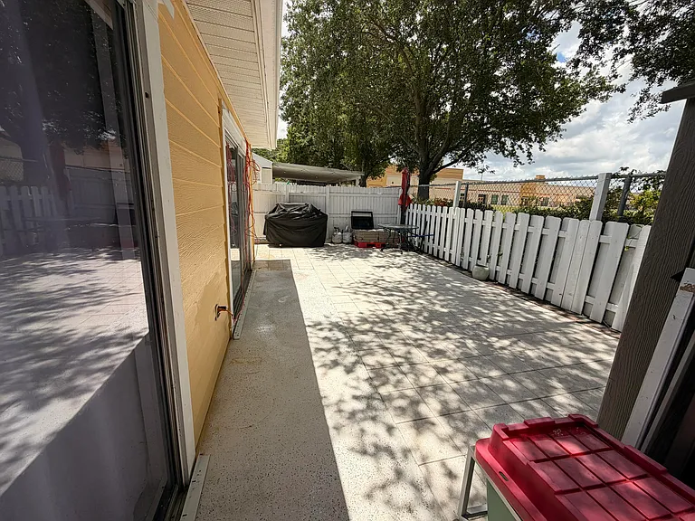 1530 Royal Forest Ct — Photo 7
