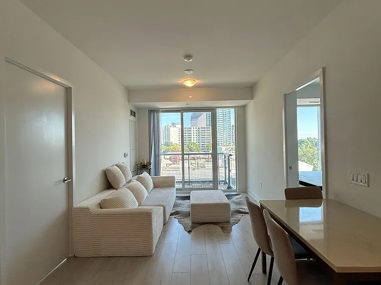 5858 Yonge St #321 — Photo 21