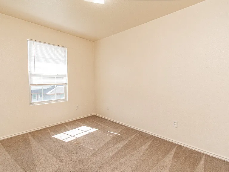 4207 Alan Kent Dr #B — Photo 12
