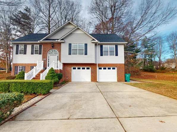 1636 Harper Spring Dr, Clemmons, NC 27012