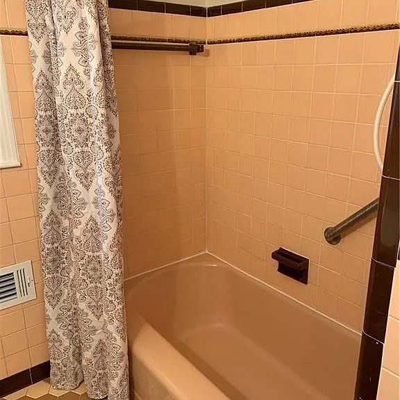 1203 Biltmore Dr — Photo 13