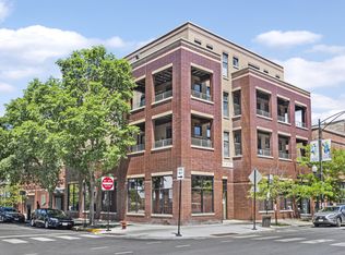 3207 N Clifton Ave APT 201, Chicago, IL 60657