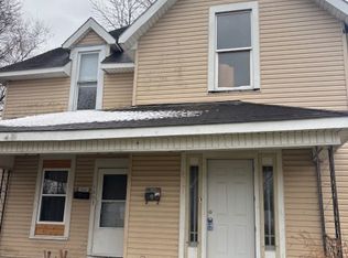 1001 S B St, Elwood, IN 46036