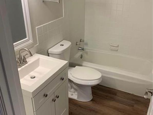 2131 Basswood Ln APT 4