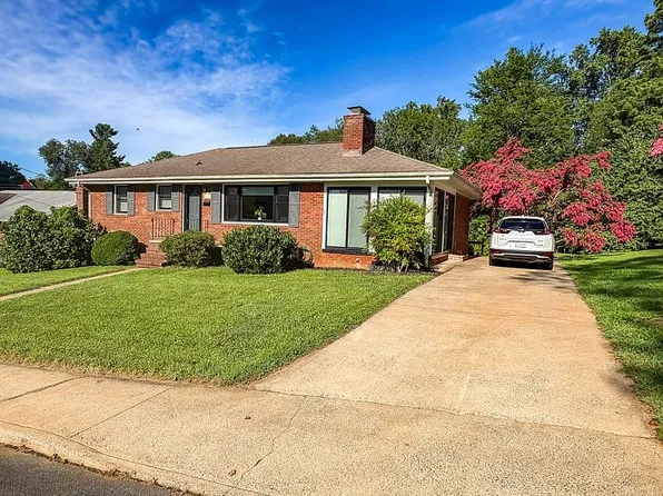 1203 Augusta St, Charlottesville, VA 22903