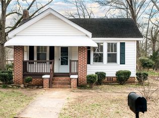 137 Cobb St, Cedartown, GA 30125