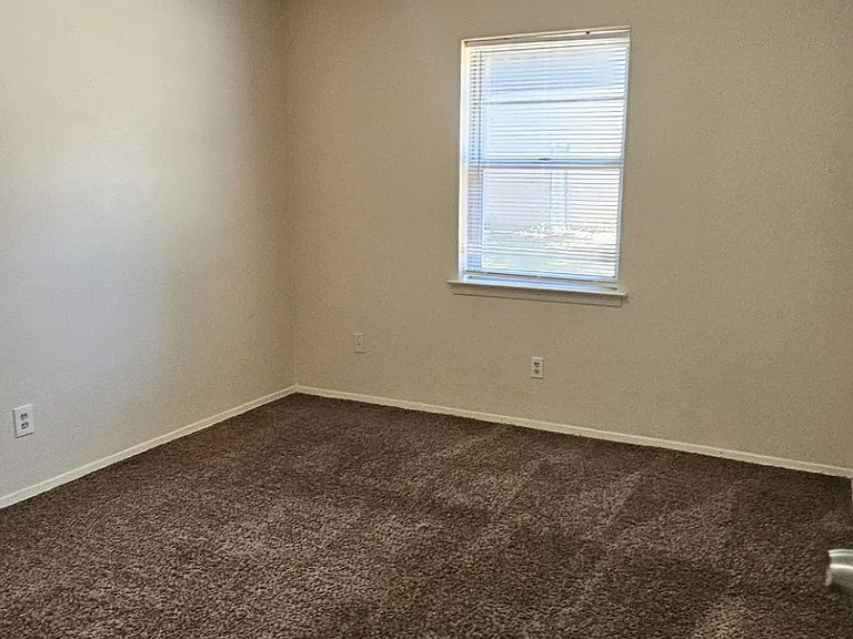 7205 Merry Ln — Photo 18