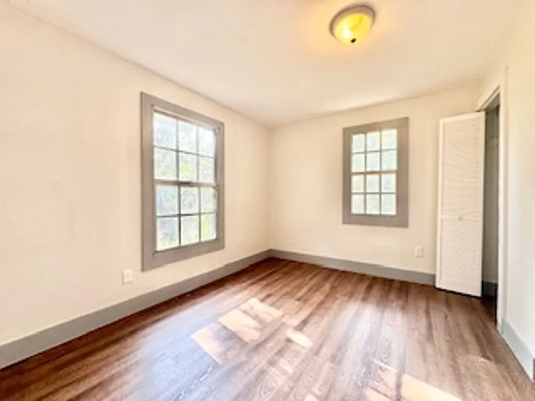 5130 NW 8th Ave #A-B — Photo 7