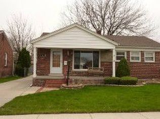 18410 Buckhannon St, Roseville, MI 48066