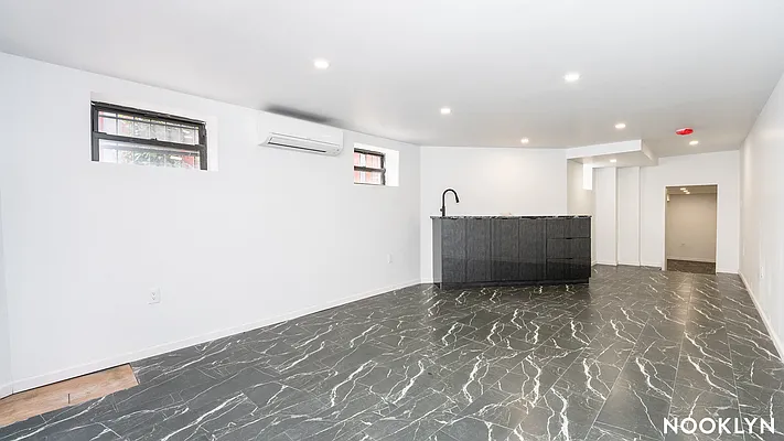 Rented by Nooklyn NYC LLC | media 25