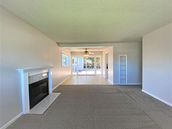 4th image of 303 Hiller St