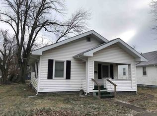 907 S Durbin St, Bicknell, IN 47512