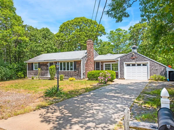 35 Chokeberry Drive, Eastham, MA 02642