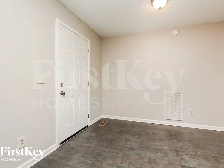 5496 Burnt Knob Rd — Photo 13