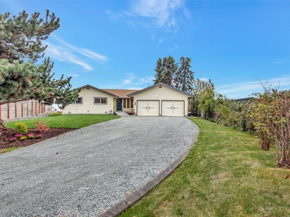 742 Livingston Bay Shore Drive, Camano Island, WA 98282