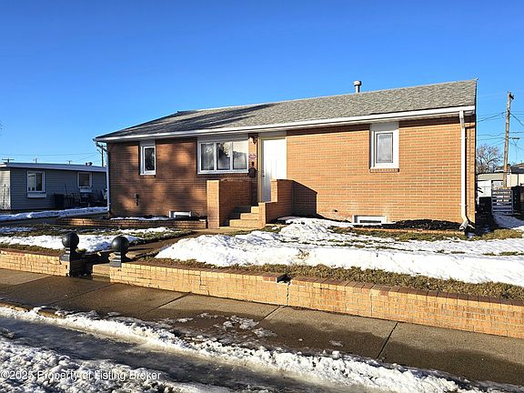 3rd image of 1454 2nd St S