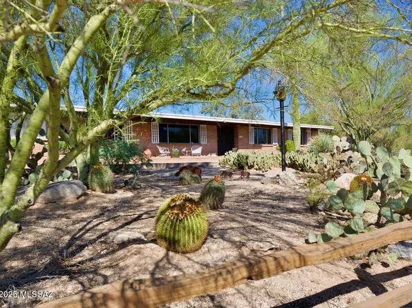 7241 N San Pasquale Ave, Tucson, AZ 85704