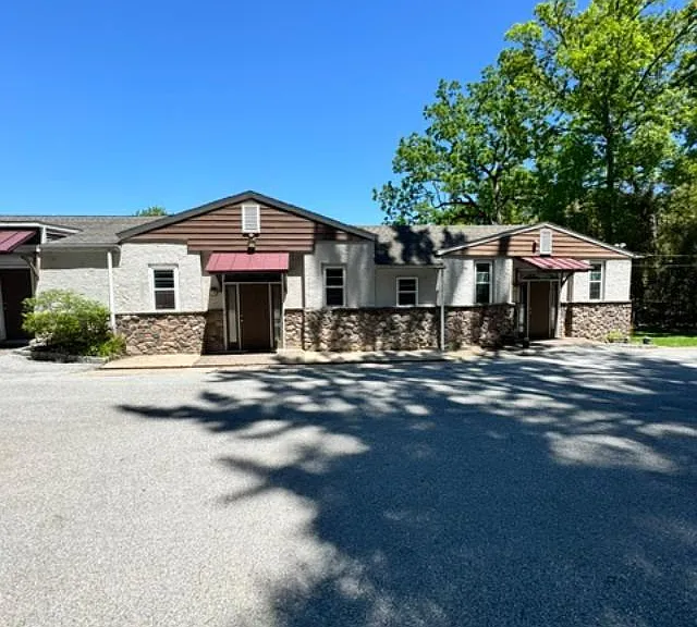 85 Valley Rd #4 — Photo 1