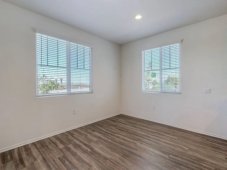 5405 San Virgilio — Photo 17