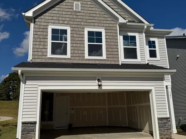 305 Glacier Lake Dr, Raleigh, NC 27610