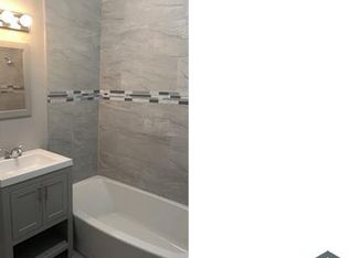 407 W 144th St, Riverdale, IL