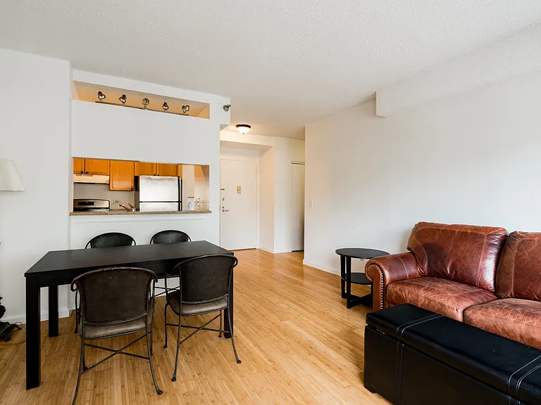 4-74 48th Ave #4V — Photo 8