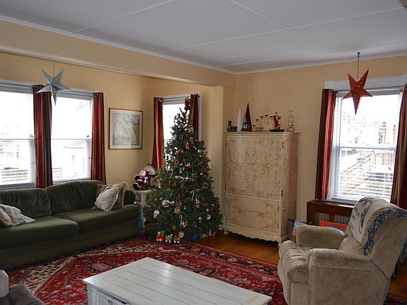 5th image of 73 Church St