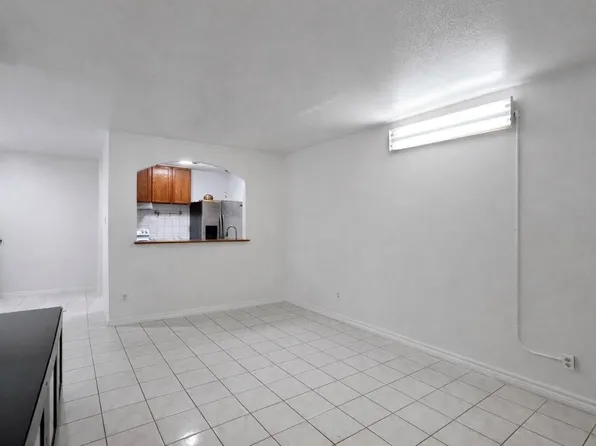 8200 Broadway St APT 309N, Houston, TX 77061