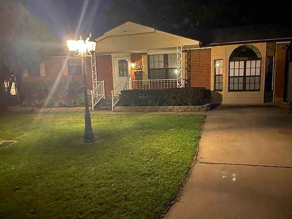 3rd image of 5306 NW Ash Ave