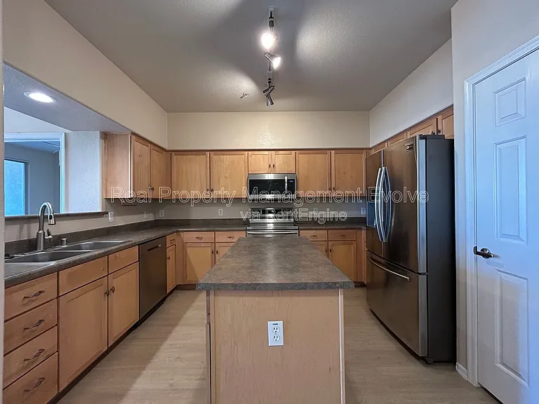 425 W Rio Salado Pkwy #317 — Photo 12