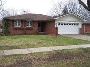 2550 Cambridge St, Trenton, MI 48183