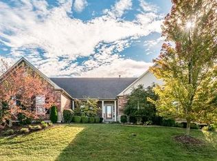 5300 Chatham Manor Ct, Saint Louis, MO 63128