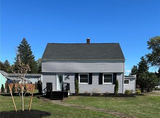 4111 Circle Ct, Williamsville, NY 14221