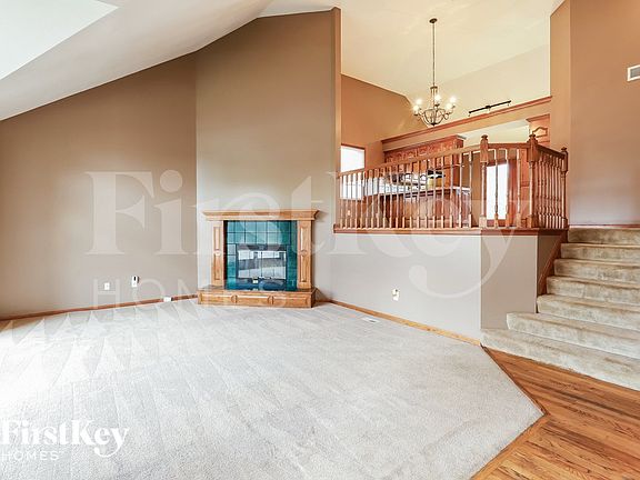 2nd image of 1824 SW Pinecreek Ct
