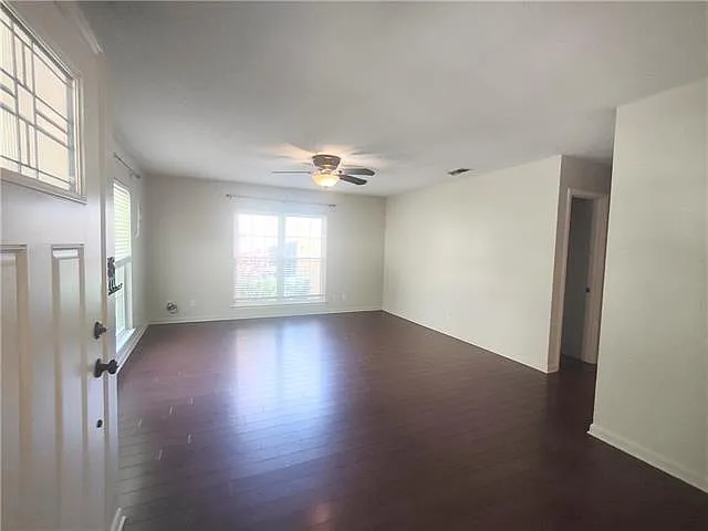 1111 W 19th Ave — Photo 11