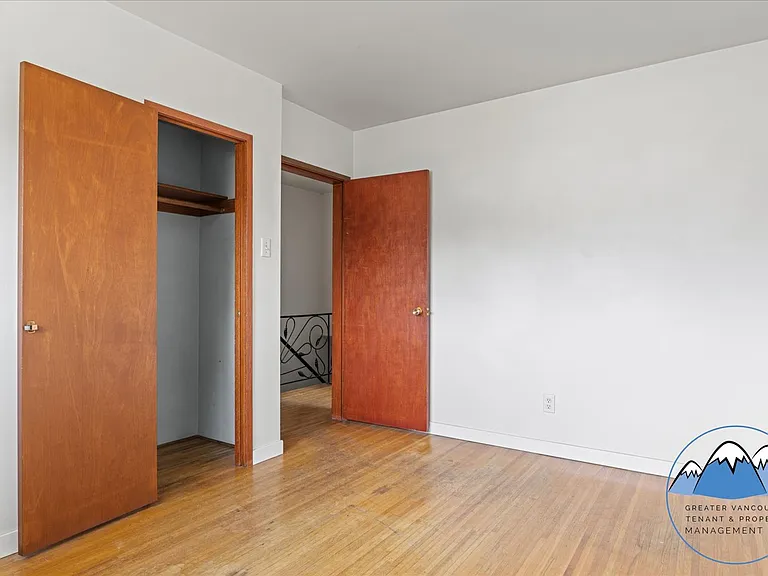 6589 Elliott St — Photo 11