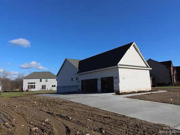 4th image of 1454 Saint James Blvd #10-ANN