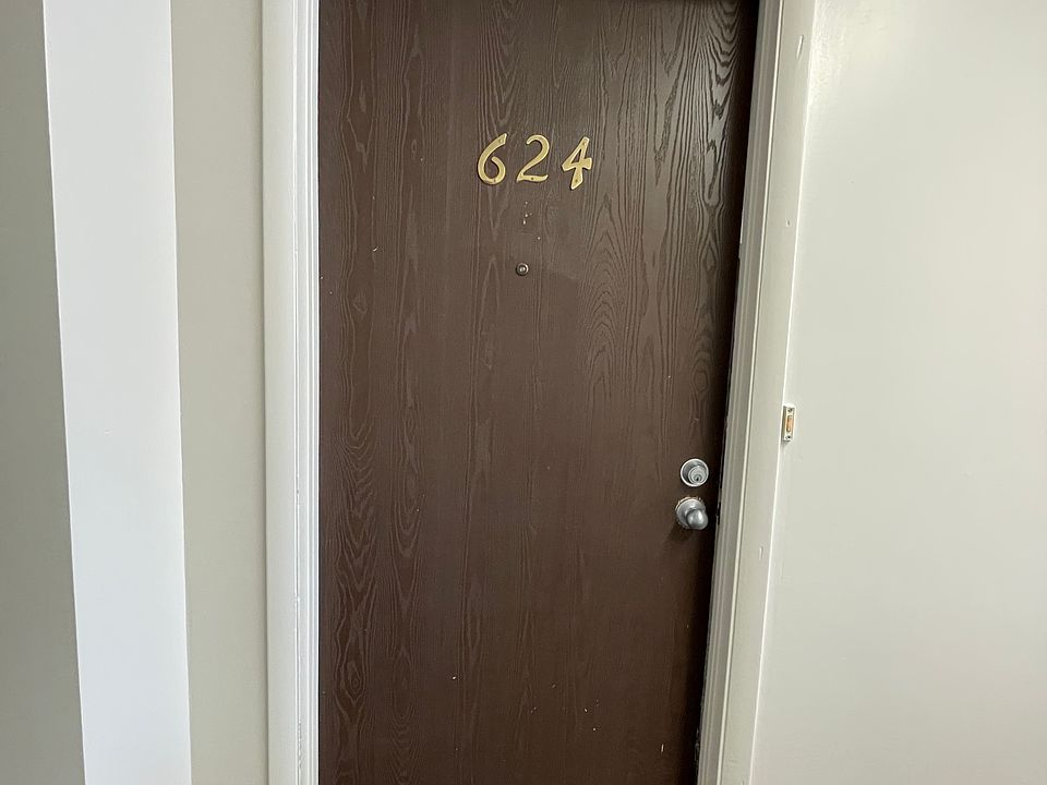1st image of 624 N Main St