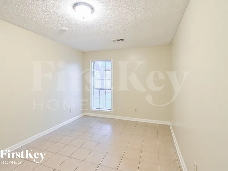 4415 Sunnyslope Dr — Photo 10