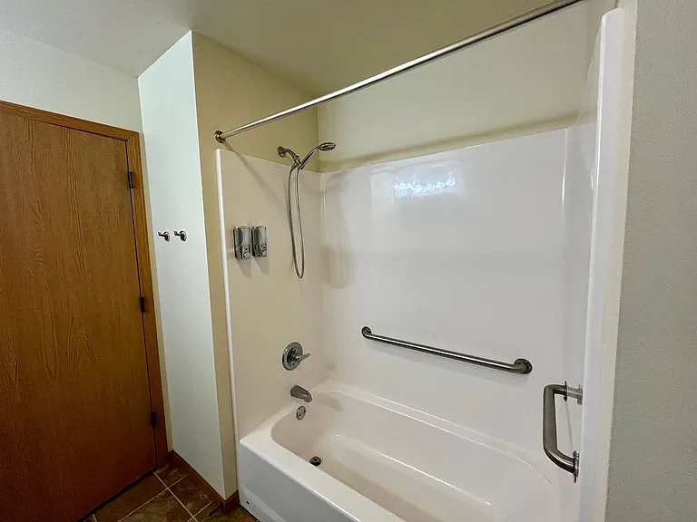 3104 Jelinek Ave — Photo 12