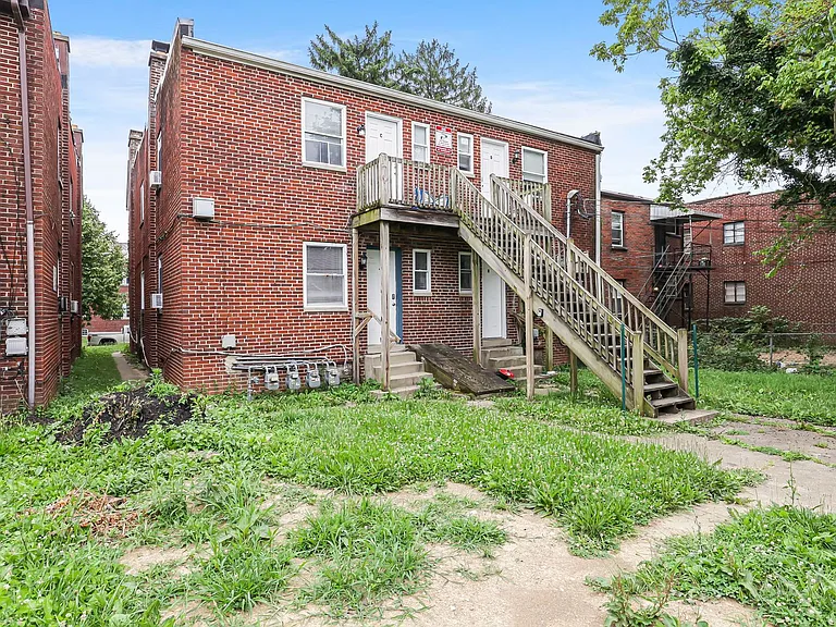 987 Lilley Ave — Photo 30