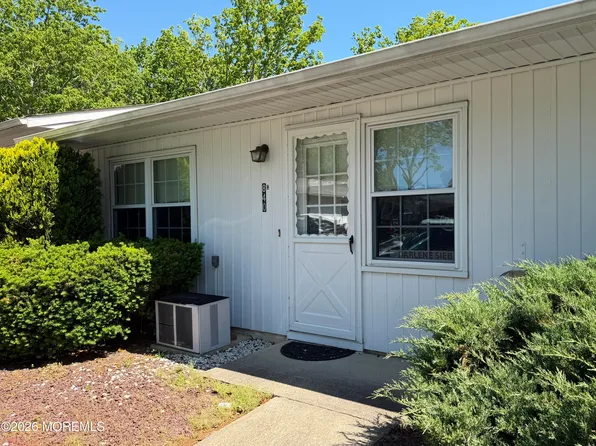 840C Inverness Court, Lakewood, NJ 08701