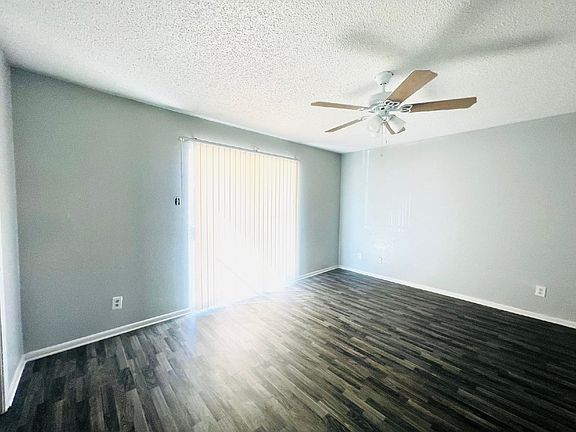 5th image of 6929 Timber Meadow St #102