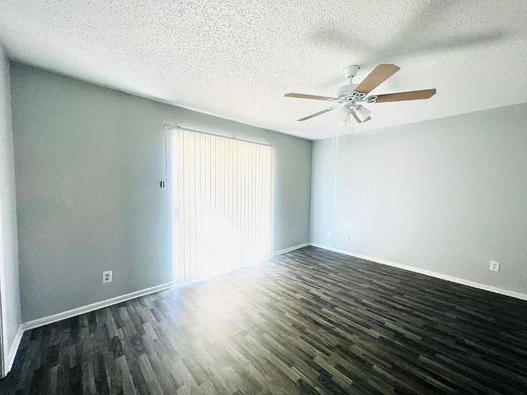 The Timbercreek Apartments — Photo 16