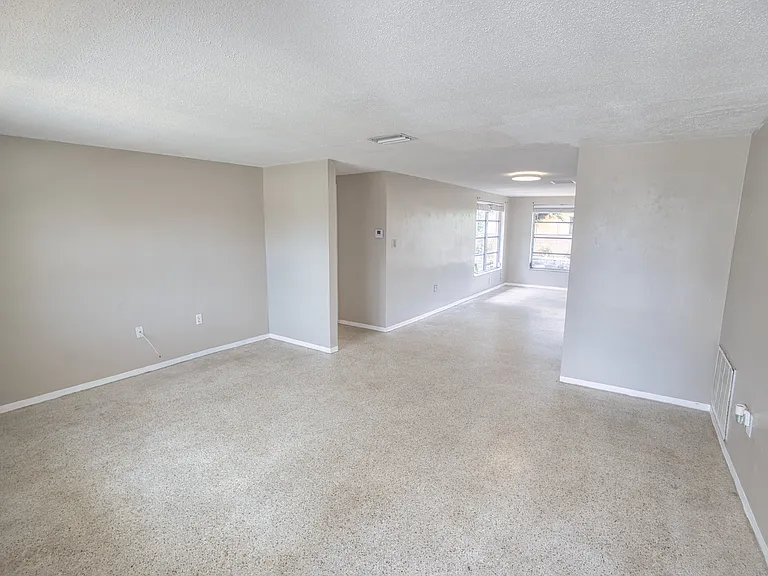 7808 Tropicana Dr — Photo 6