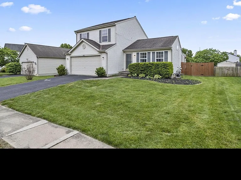 9053 Longstone Dr — Photo 20
