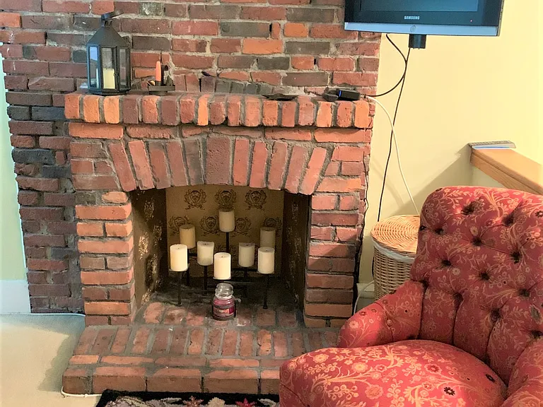 19 Albemarle St #2 — Photo 6